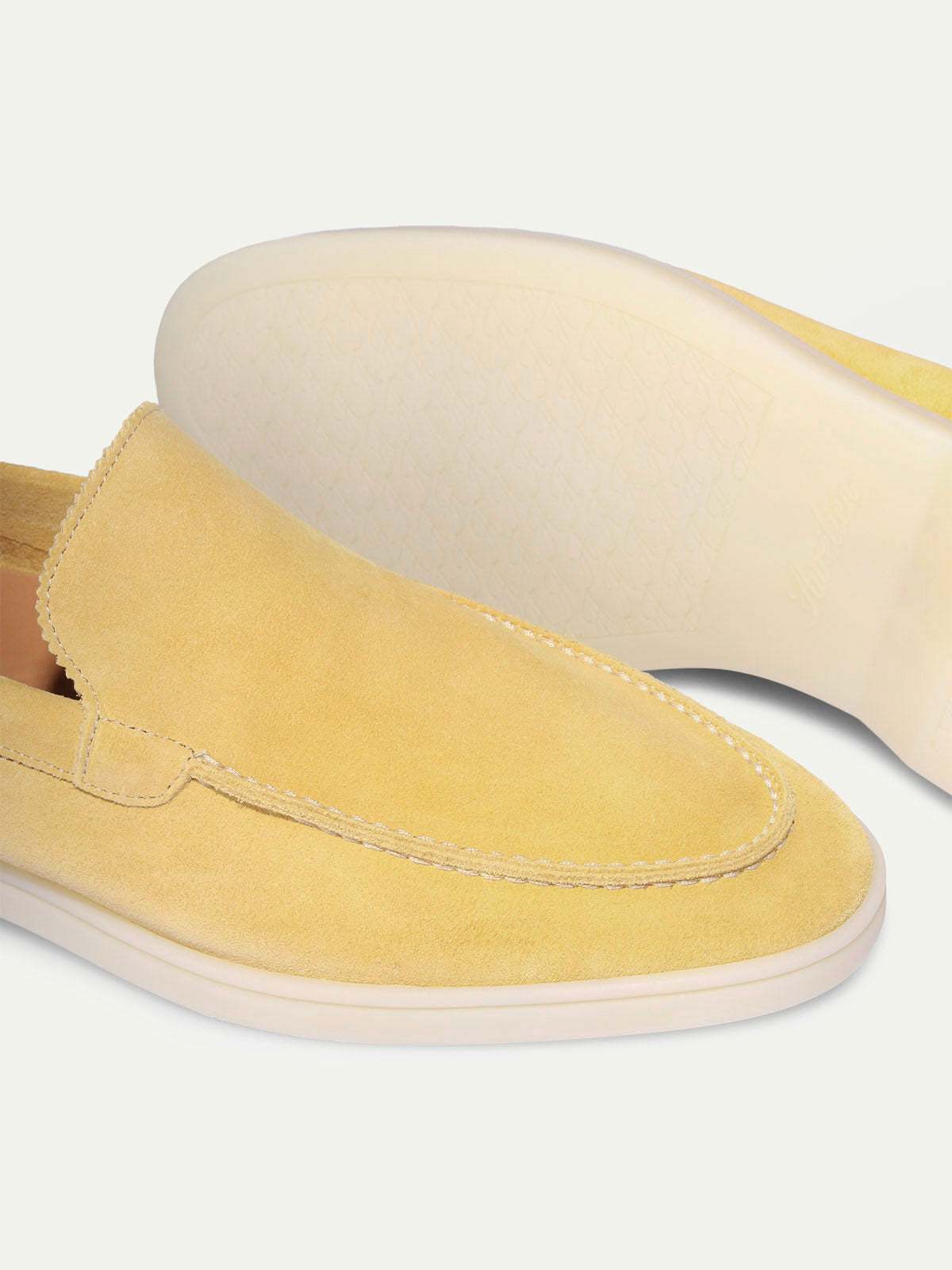 Hardfell | Light yellow yacht loafers