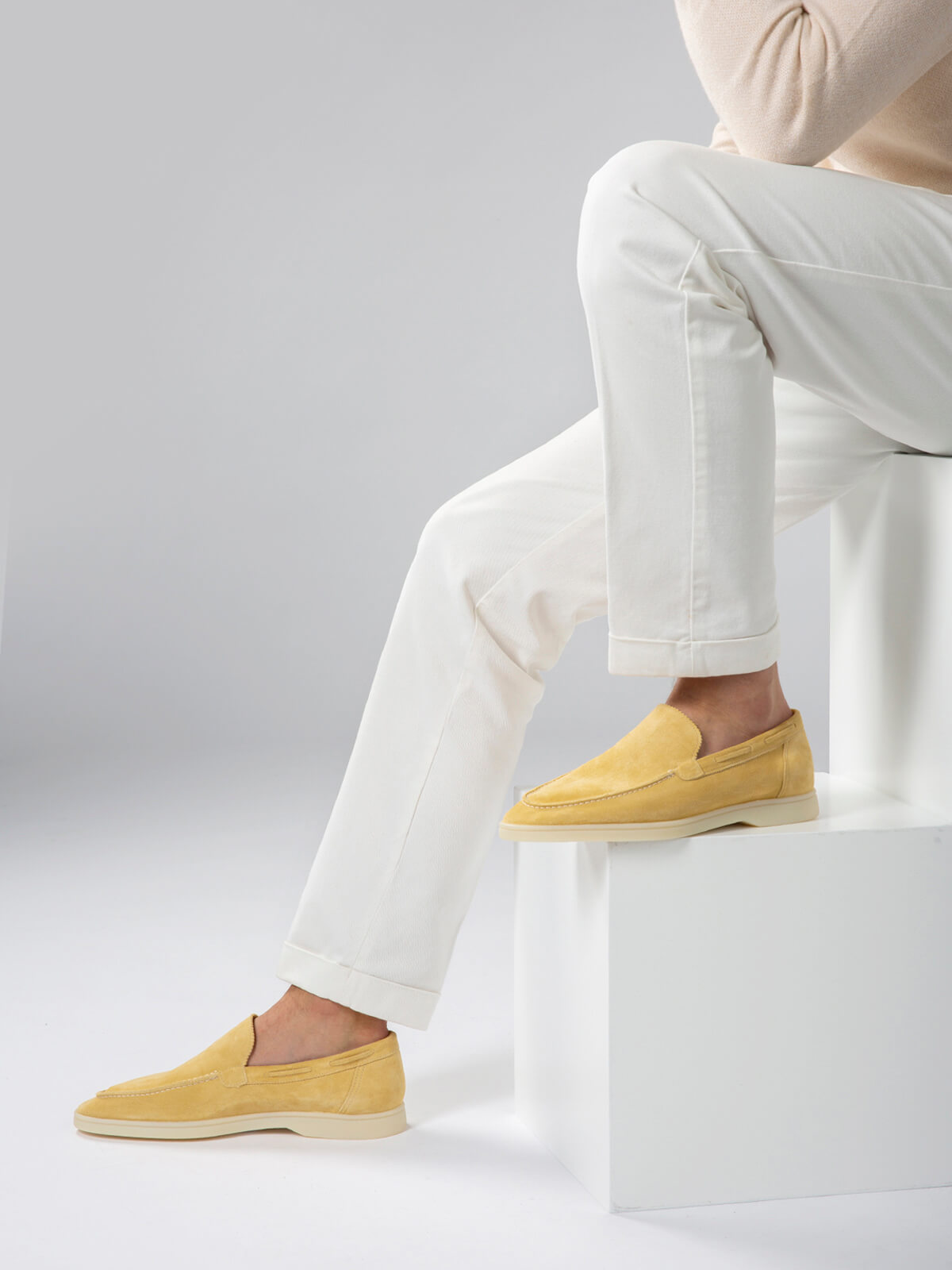 Hardfell | Light yellow yacht loafers