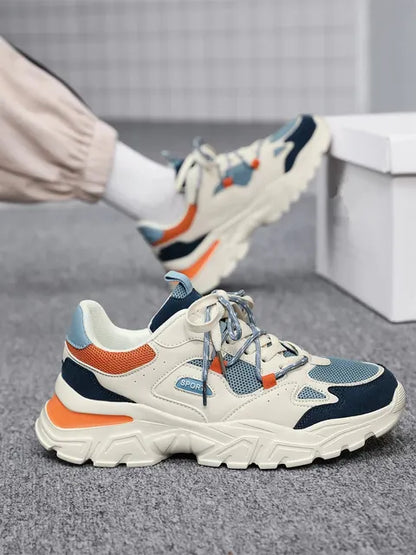 Hardfell | Men's sneaker with front strap and light contrast stitching