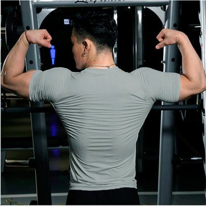 Hardfell | Luka's men's short-sleeved fitness T-shirt for sports and training in the gym