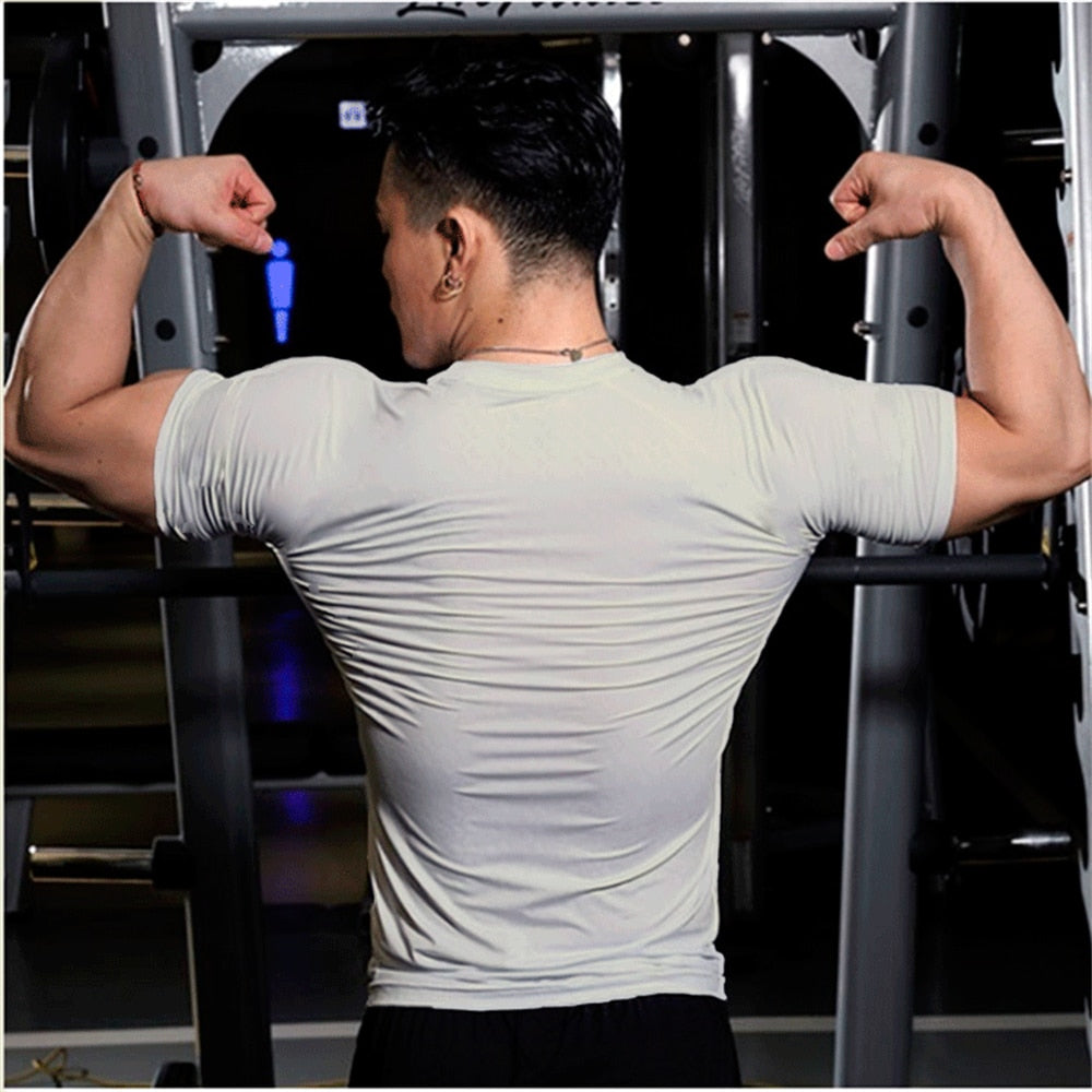 Hardfell | Luka's men's short-sleeved fitness T-shirt for sports and training in the gym