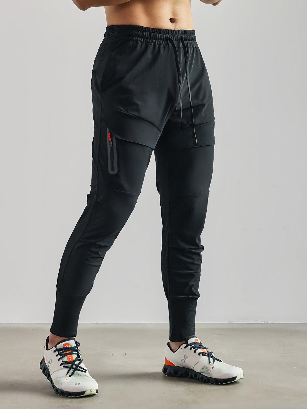 Hardfell | Dynamic performance jogging pants with pocket detail