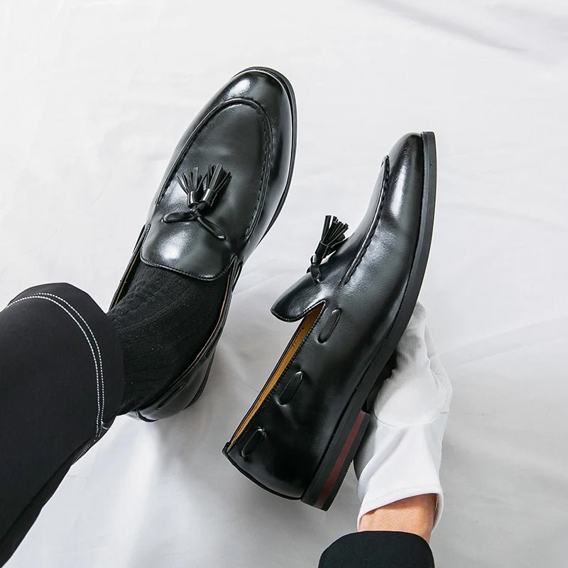 Hardfell | Street loafers with tassels