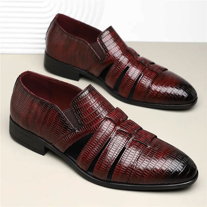 Hardfell | Crest leather sandals