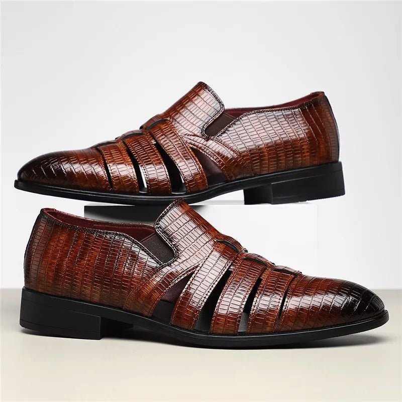 Hardfell | Crest leather sandals