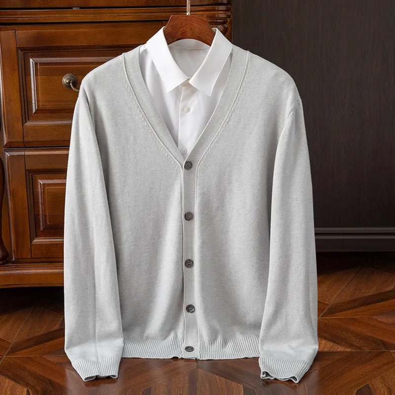 Hardfell | Lévêque Classic cashmere cardigan