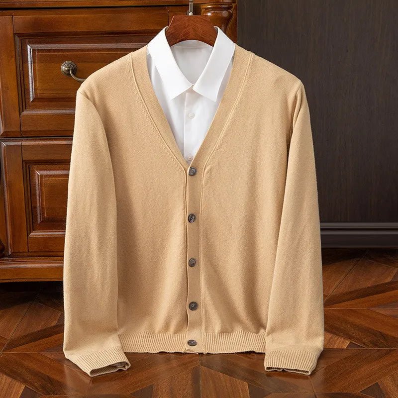 Hardfell | Lévêque Classic cashmere cardigan