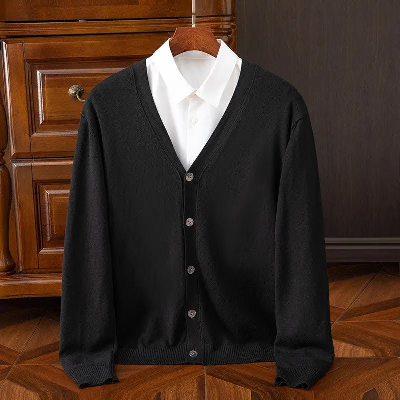 Hardfell | Lévêque Classic cashmere cardigan